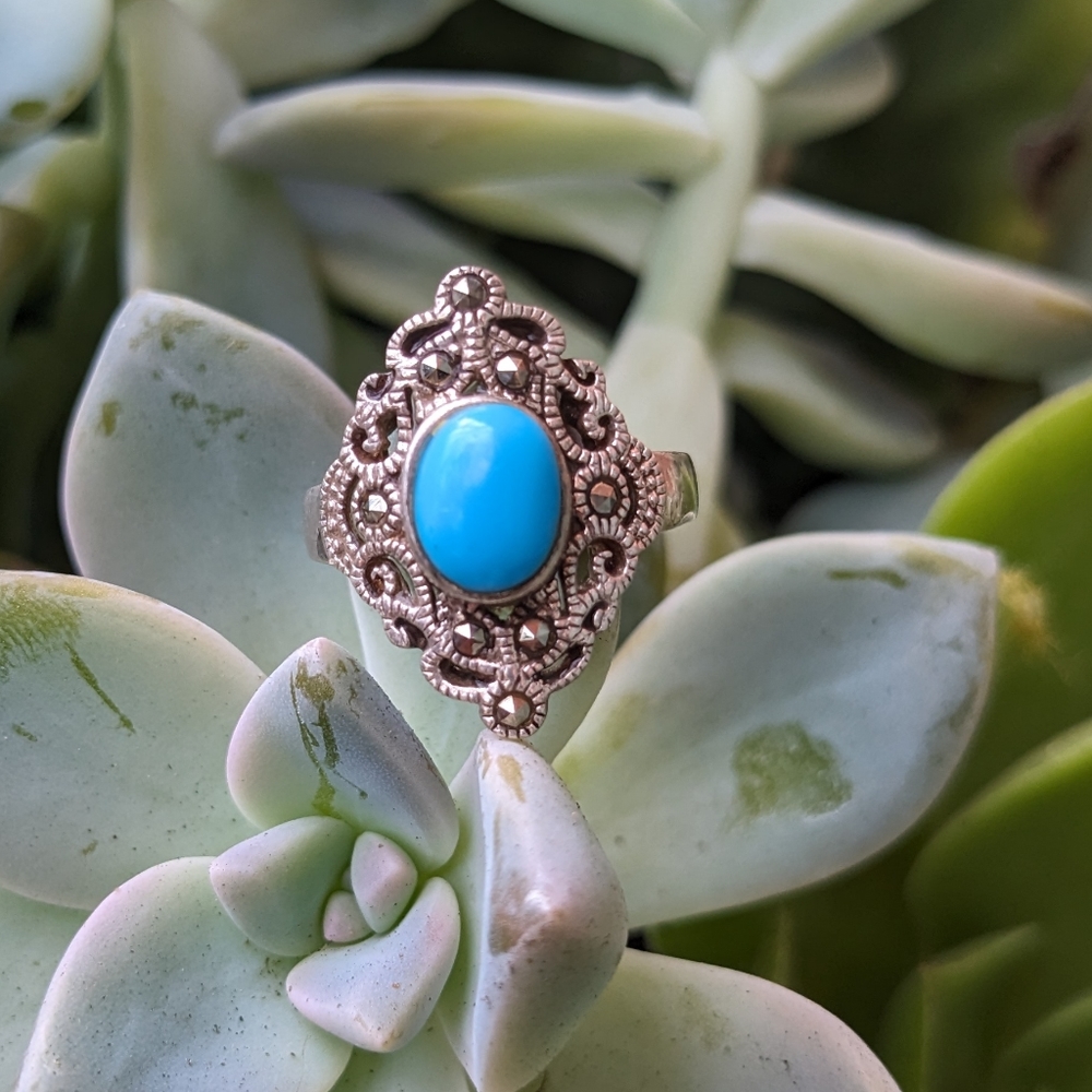 Marcasite silver blue stone ring size 6